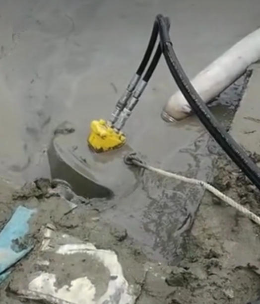 hydraulic submersible pump