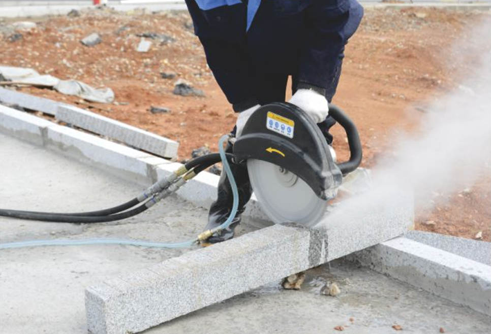 hydraulic concrete cutting saw